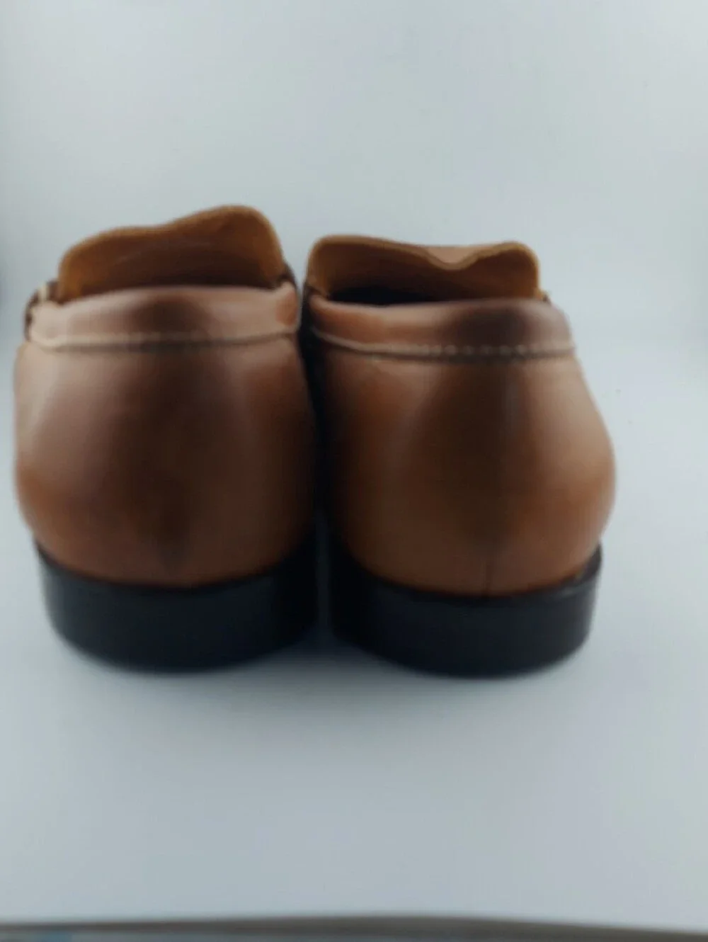 Tommy Bahama Men's Tan Leather Penny Loafers Size 10.5 M
